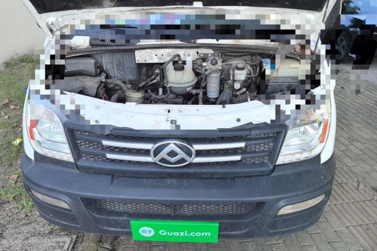 Used SAIC MAXUS Xingji X  Engine Bay