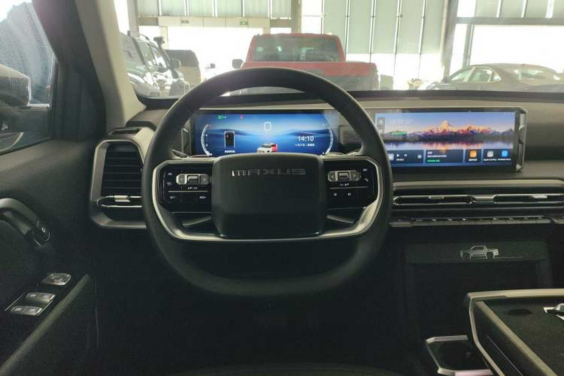 Used SAIC MAXUS Xingji X 2025 2.5T Luxury Edition Steering Wheel