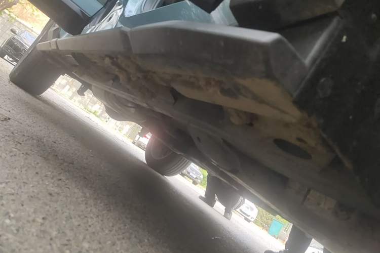 Used SAIC MAXUS Xingji X 2025 2.5T Elite Edition Chassis Front Right
