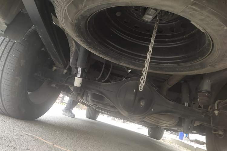 Used SAIC MAXUS Xingji X 2025 2.5T Elite Edition Chassis Rear