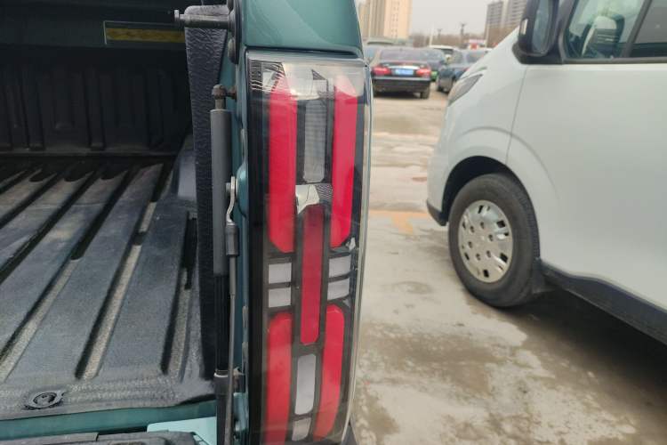 Used SAIC MAXUS Xingji X 2025 2.5T Luxury Edition Exterior 3