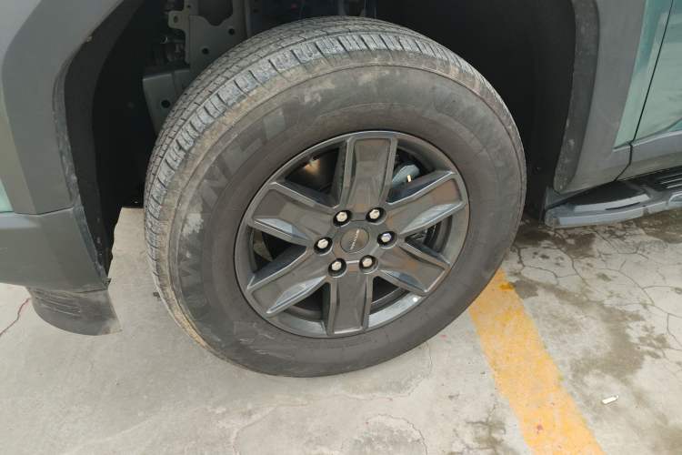 Used SAIC MAXUS Xingji X 2025 2.5T Luxury Edition Exterior 4