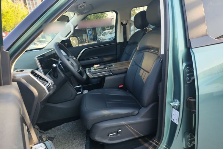Used SAIC MAXUS Xingji X 2025 2.5T Luxury Edition Left Front Seat