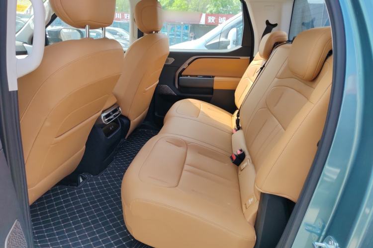 Used SAIC MAXUS Xingji X 2025 2.5T Luxury Edition Left Rear Seat