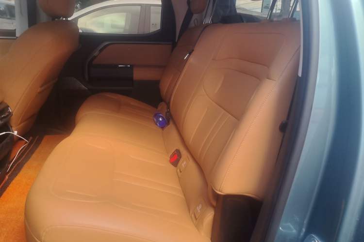 Used SAIC MAXUS Xingji X 2025 2.5T Luxury Edition Left Rear Seat