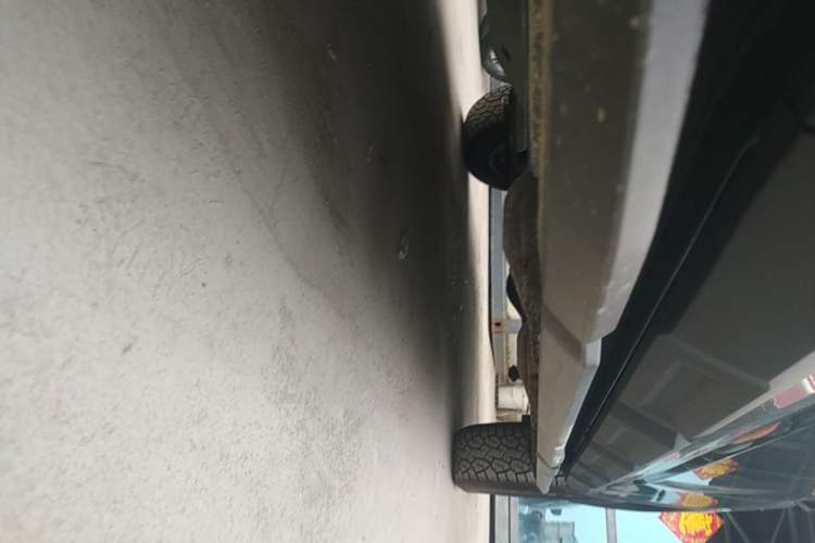 Used SAIC MAXUS Xingji X 2025 2.5T Luxury Edition Left Side Sill