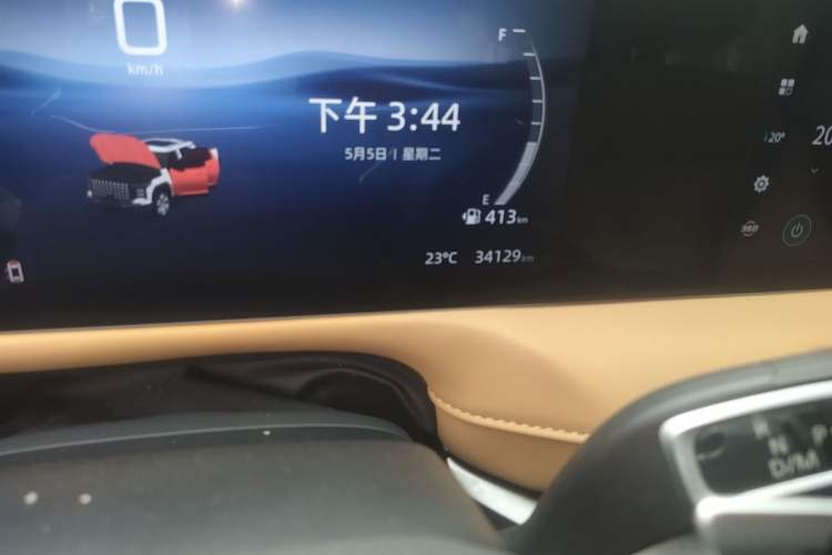 Used SAIC MAXUS Xingji X 2025 2.5T Elite Edition Odometer Close Up