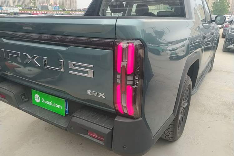 Used SAIC MAXUS Xingji X 2025 2.5T Luxury Edition Right Rear Taillight