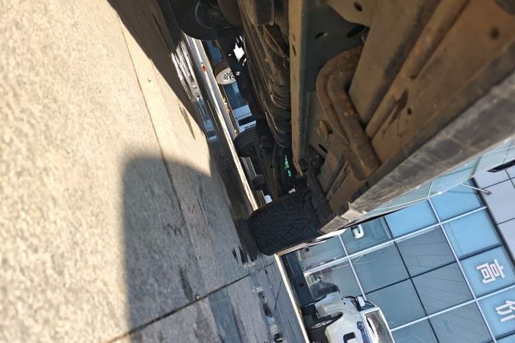 Used SAIC MAXUS Xingji X 2025 2.5T Luxury Edition Right Side Sill