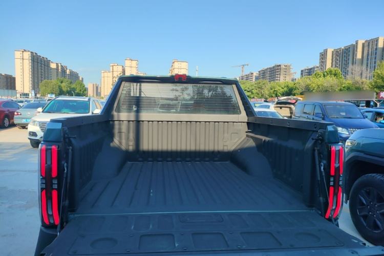 Used SAIC MAXUS Xingji X 2025 2.5T Luxury Edition Trunk