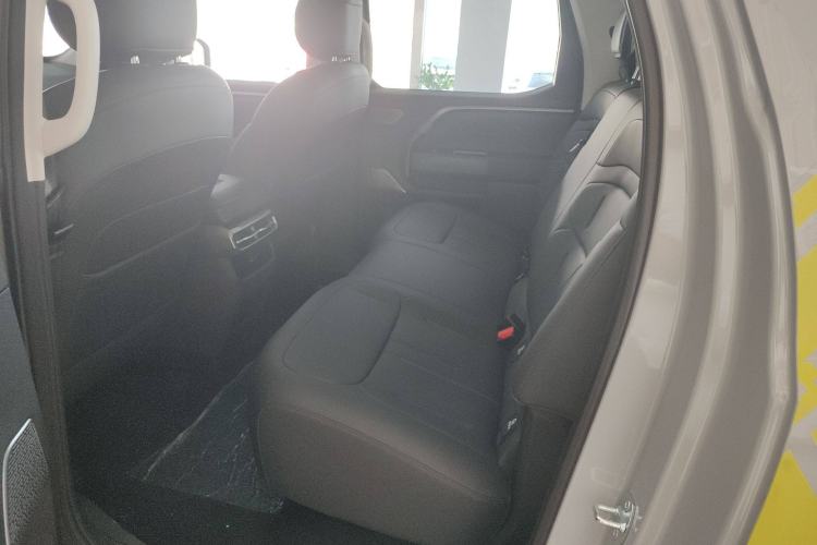 Used SAIC MAXUS Xingji X 2025 2.5T Luxury Edition Interior 1