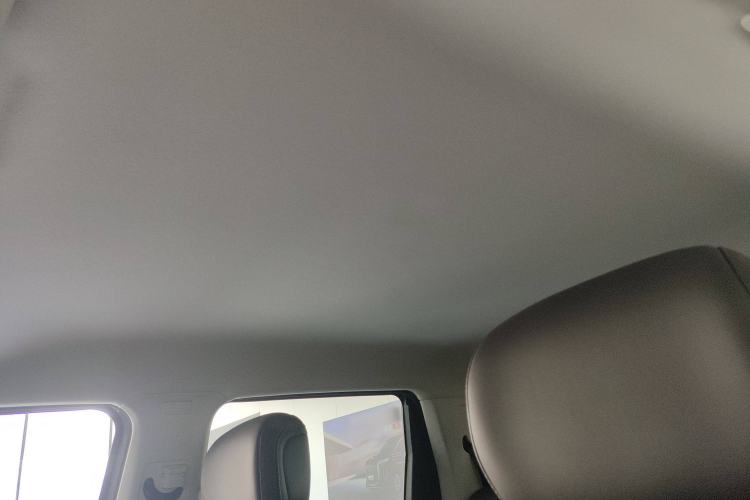 Used SAIC MAXUS Xingji X 2025 2.5T Luxury Edition Roof