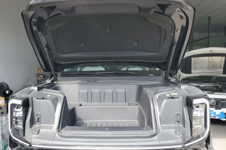 Used SAIC MAXUS Xingji X New Energy 2025 Flagship Edition Engine Bay