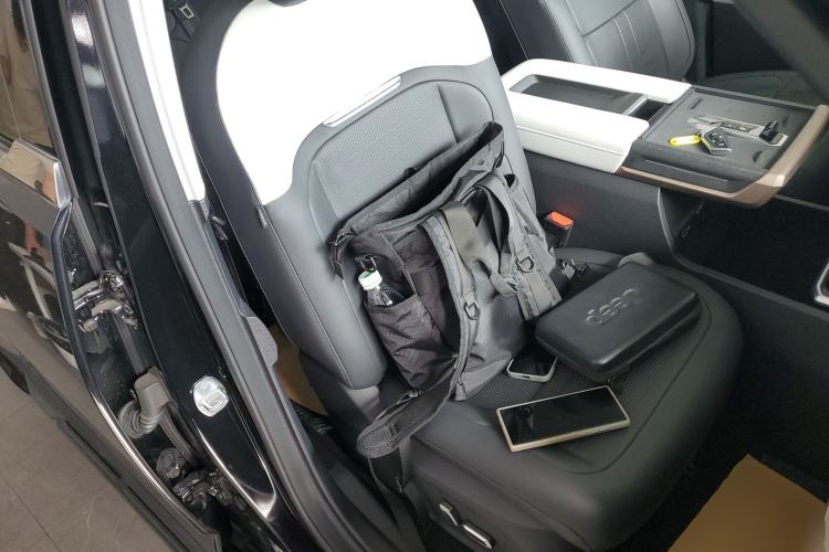 Used SAIC MAXUS Xingji X New Energy 2025 Flagship Edition Right Front Seat