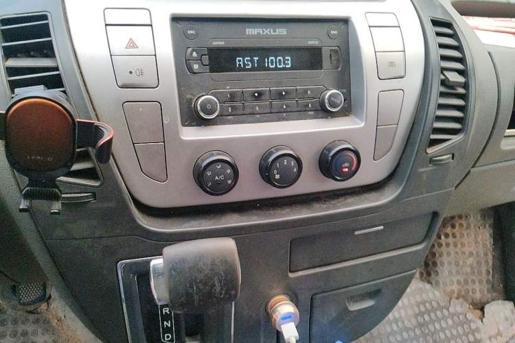 Used SAIC MAXUS Xintu EV80  Audio And AC Panel