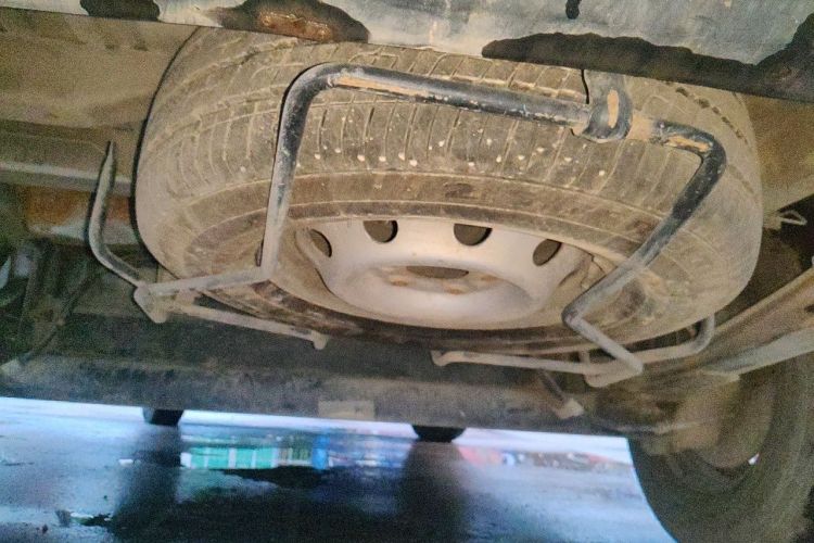 Used SAIC MAXUS Xintu EV80  Chassis Rear