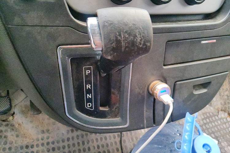 Used SAIC MAXUS Xintu EV80  Gear Lever