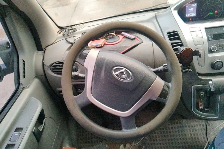 Used SAIC MAXUS Xintu EV80  Steering Wheel