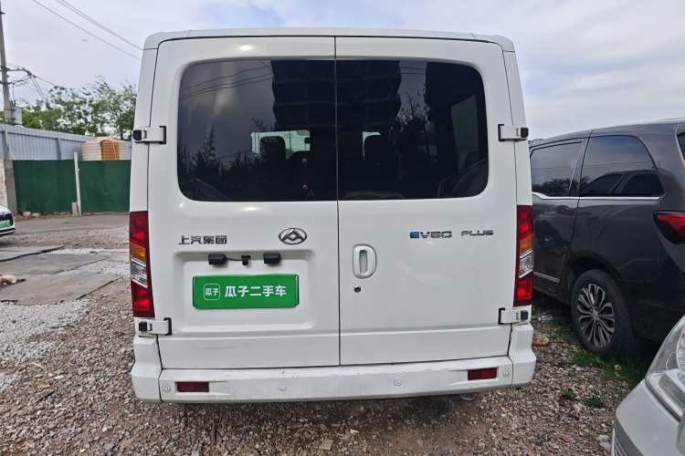 Used SAIC MAXUS Xintu EV80 2023 EV80 PLUS Multi-Functional Passenger Vehicle Short Wheelbase Low Roof Rear