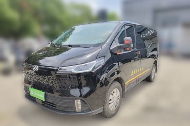 Used SAIC MAXUS Xintu V70 2023 2.0T Elite Edition Automatic Short Wheelbase Low Roof – 5/6 Seats