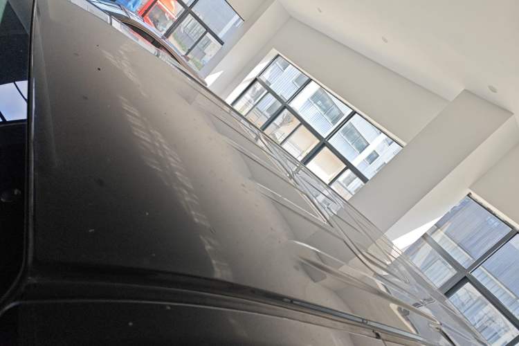 Used SAIC MAXUS Xintu V70 2023 2.0T Elite Edition Automatic Short Wheelbase Low Roof – 5/6 Seats Roof