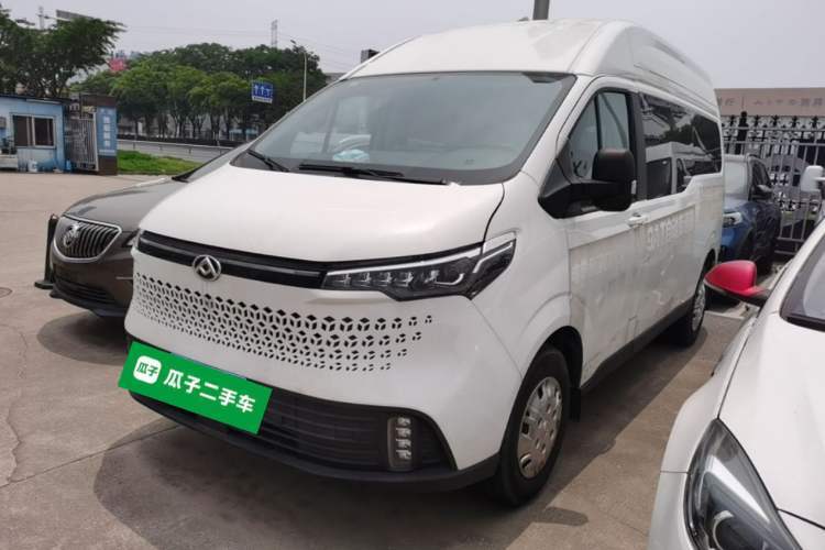 Used SAIC MAXUS Xintu V70 2023 2.0T Elite Edition Automatic Long Wheelbase Mid-Height 6/7 Seats Guazi used car, China used car export, Used car for sale, Used SAIC MAXUS cars, Cheapest cars for sale