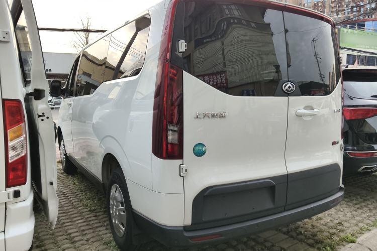 Used SAIC MAXUS Xintu V70 2023 2.0T Elite Edition Automatic Short Wheelbase Low Roof – 5/6 Seats Exterior 2