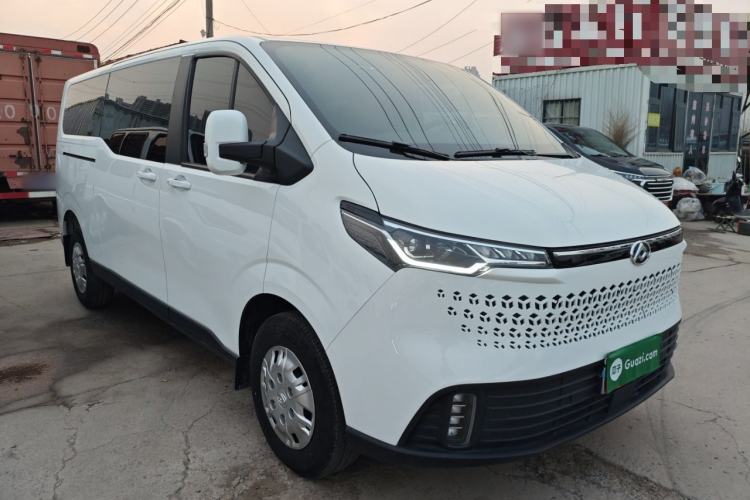 Used SAIC MAXUS Xintu V70 2023 2.0T Elite Edition Automatic Long Wheelbase Low Roof – 6/7 Seats Exterior 2