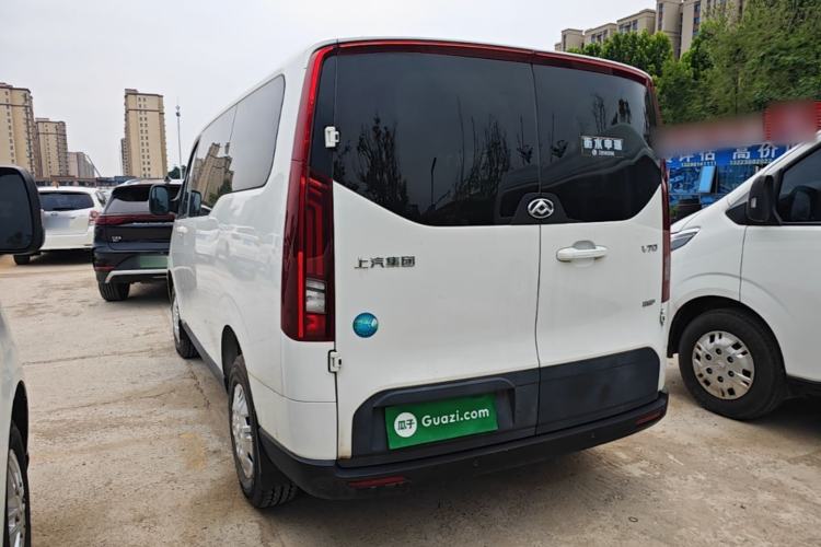 Used SAIC MAXUS Xintu V70 2023 2.0T Elite Edition Manual Transmission Short Wheelbase Low Roof 5/6 Seats (125 hp) Exterior 2