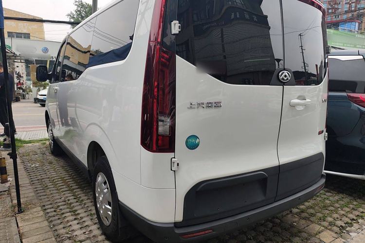 Used SAIC MAXUS Xintu V70 2023 2.0T Elite Edition Automatic Short Wheelbase Low Roof – 5/6 Seats Exterior 3