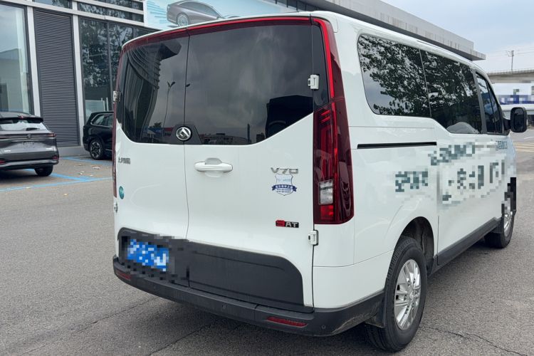 Used SAIC MAXUS Xintu V70 2023 2.0T Elite Edition Automatic Short Wheelbase Low Roof – 5/6 Seats Exterior 3