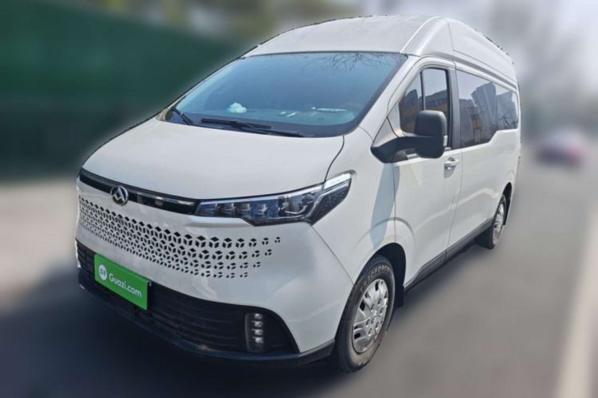 Used SAIC MAXUS Xintu V70 2023 2.0T Elite Edition Automatic Long Wheelbase Mid-Height 6/7 Seats Front Left 45 Deg
