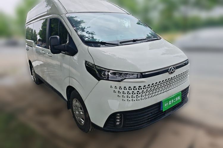 Used SAIC MAXUS Xintu V70 2023 2.0T Elite Edition Automatic Long Wheelbase Mid-Height 6/7 Seats Front Right 45 Deg