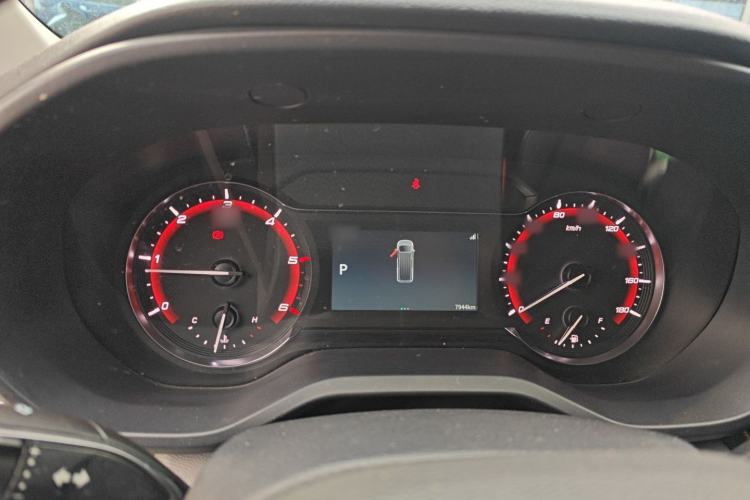 Used SAIC MAXUS Xintu V70 2023 2.0T Elite Edition Automatic Short Wheelbase Low Roof – 5/6 Seats Instrument Cluster