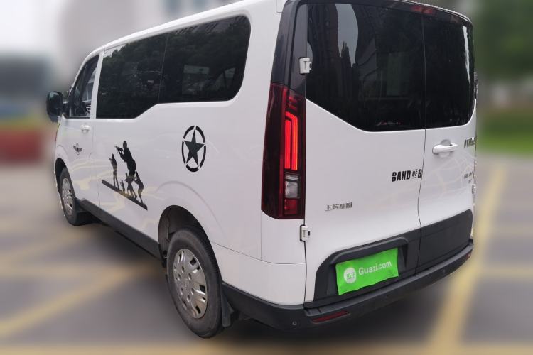 Used SAIC MAXUS Xintu V70 2023 2.0T Elite Edition Manual Transmission Short Wheelbase Low Roof 5/6 Seats (125 hp) Rear Left 45 Deg