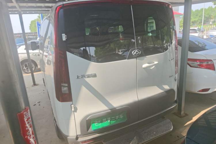 Used SAIC MAXUS Xintu V70 2023 2.0T Elite Edition Manual Transmission Short Wheelbase Low Roof 5/6 Seats (125 hp) Rear Left 45 Deg