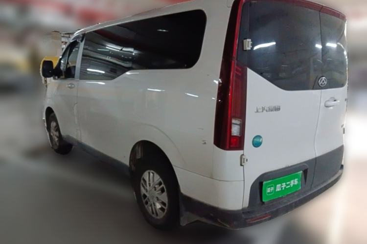 Used SAIC MAXUS Xintu V70 2023 2.0T Elite Edition Manual Transmission Short Wheelbase Low Roof 5/6 Seats (125 hp) Rear Left 45 Deg