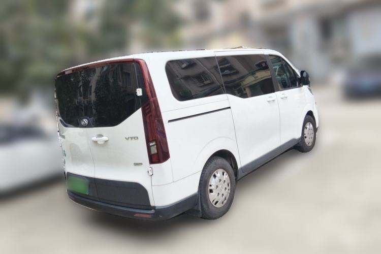 Used SAIC MAXUS Xintu V70 2023 2.0T Elite Edition Manual Transmission Short Wheelbase Low Roof 5/6 Seats (125 hp) Rear Right 45 Deg