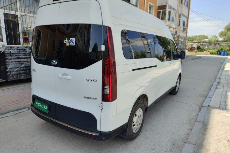 Used SAIC MAXUS Xintu V70 2023 2.0T Elite Edition Automatic Long Wheelbase Mid-Height 6/7 Seats Rear Right 45 Deg