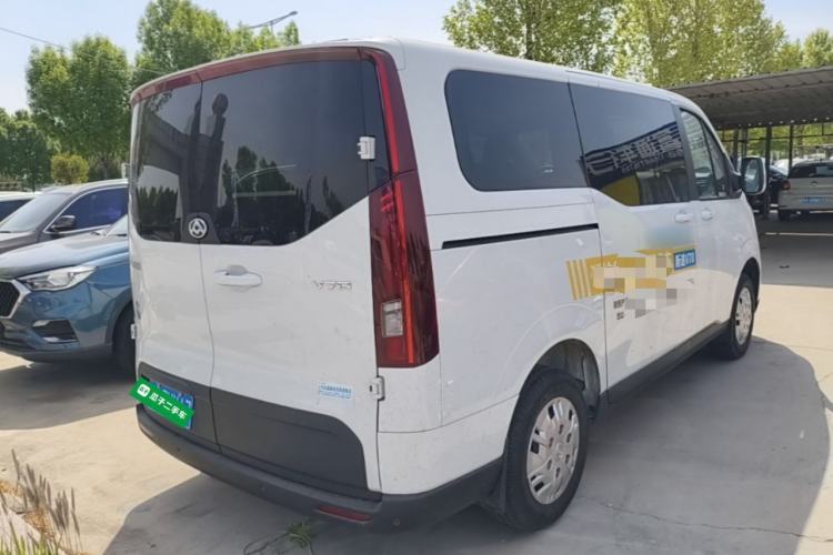 Used SAIC MAXUS Xintu V70 2023 2.0T Elite Edition Manual Transmission Short Wheelbase Low Roof 5/6 Seats (125 hp) Rear Right 45 Deg