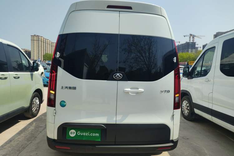 Used SAIC MAXUS Xintu V70 2025 2.0T Manual Long Wheelbase Mid-Height Luxury Version 9 Seats Rear