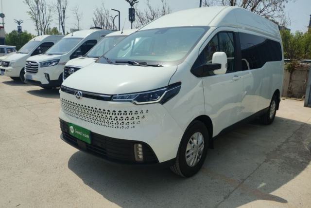 Used SAIC MAXUS Xintu V70 2025 2.0T Manual Long Wheelbase Mid-Height Luxury Version 9 Seats