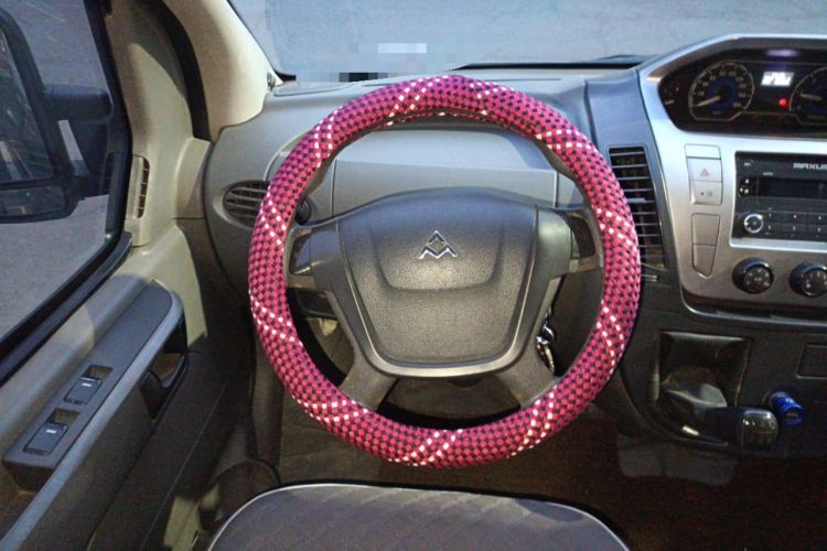 Used SAIC MAXUS Xintu V80 2011 2.5T Short Wheelbase Mid-Roof Yunjie Edition Steering Wheel