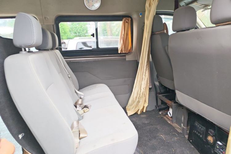 Used SAIC MAXUS Xintu V80 2012 2.5T Mid-Roof Value-Added Logistics Version D Left Rear Seat