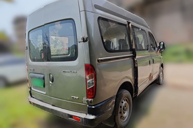 Used SAIC MAXUS Xintu V80 2012 2.5T Mid-Roof Value-Added Logistics Version D Rear Right 45 Deg
