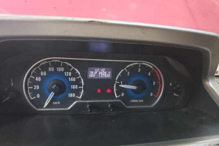 Used SAIC MAXUS Xintu V80 2012 2.5T Mid-Roof Value-Added Logistics Version B Instrument Cluster