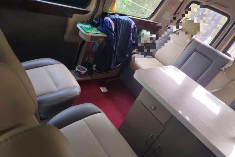 Used SAIC MAXUS Xintu V80 2012 2.5T Mid-Roof Value-Added Logistics Version C Left Rear Seat