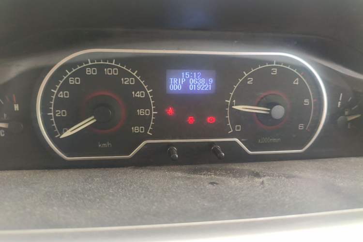 Used SAIC MAXUS Xintu V80  Instrument Cluster