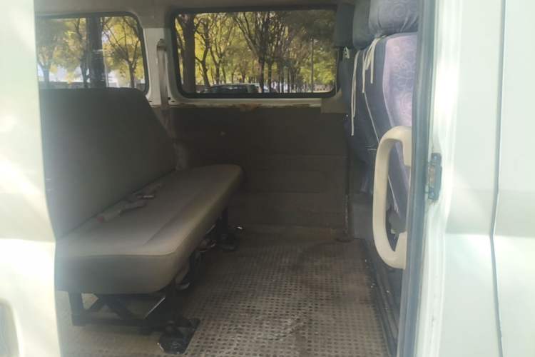 Used SAIC MAXUS Xintu V80  Left Rear Seat