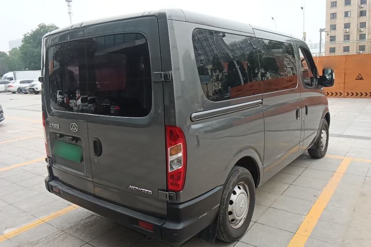 Used SAIC MAXUS Xintu V80 2014 2.5T Aoyuntong Short Wheelbase Low Roof Rear Right 45 Deg